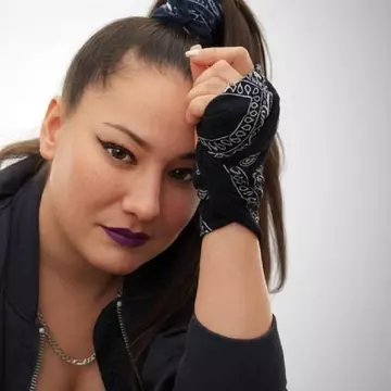 Rapperița Gianina Gheorghiu, alias Chica Con Canna, a murit la 37 de ani