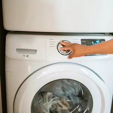Cum economisești bani la fiecare ciclu de spălare fără să sacrifici calitatea rufelor tale