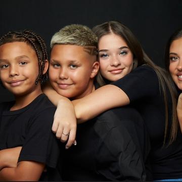 Antonia, prima reacție după ce piesa „Mamacita”, cântată de băieții ei, Dominic și Akim, a generat controverse din cauza versurilor: „Nu mă voi explica”