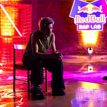 Red Bull Rap Lab: Piesa „Dacă știam” capătă o nouă viață cu Cojo și Corina Ciuplea