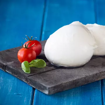 Cum să faci mozzarella acasă