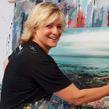 Atleta Lize Van der Walt, celebră pentru apariția în "Gladiatorii", a murit la 60 de ani