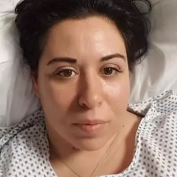 Oana Roman și fiica ei, la pat după ce s-au întors din vacanță. Ce au pățit în Egipt 