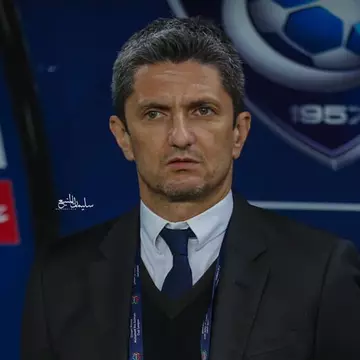 Răzvan Lucescu, mesaj tulburător din aeroport, după moartea tatălui său: "Tuturor fiilor și fiicelor care au părinți..." Fiul lui Mircea Lucescu a părăsit România în prima zi de Paște