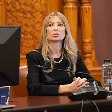 Senatoarea Victoria Stoiciu demisionează din PSD, după alianța cu AUR: „Nu pot și nu voi gira niciodată normalizarea fascismului”