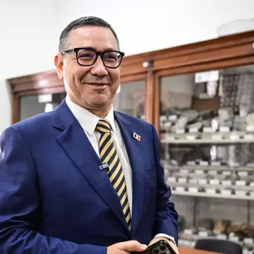 Victor Ponta, cetățean al Turciei? Fostul premier neagă, însă acte oficiale îl contrazic: „Știți că iubesc Turcia”