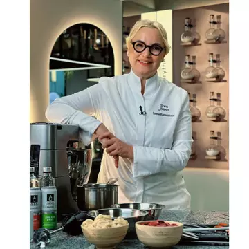 „CAKE BREAK”, un nou show cu deserturi și invitați surpriză 