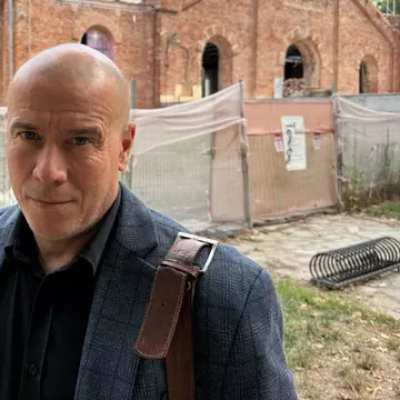 Cine este Demeter Andras Istvan. De ce a demisionat din funcția de ministru al Culturii și câți copii are cu Maia Morgenstern