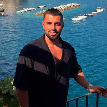Teo Costache de la Insula Iubirii, primele declarații despre noua iubită: „Eu nu mă afișez cu oricine, țin foarte mult la statutul meu”