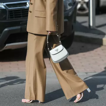 Cum să porţi pantalonii largi. Sfaturi pentru combinaţii reuşite
