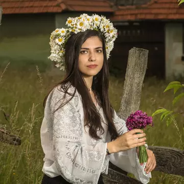 Ce să nu faci de Sânziene. Greșeala majoră care atrage ghinionul în dragoste