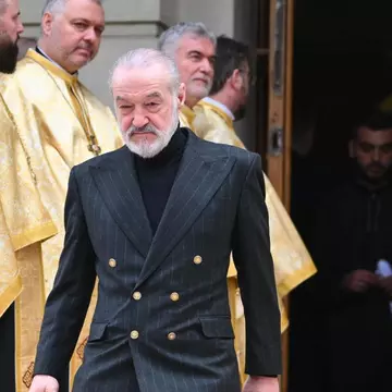 Cum arată Biserica lui Gigi Becali. Are mozaicuri realizate manual, clopote acoperite cu foiță de aur și un buncăr antiatomic