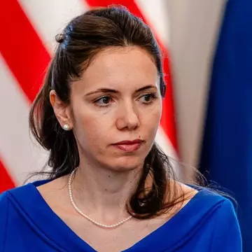 Mirabela Grădinaru a ținut un discurs la Smart Parenting. Cum a apărut Prima Doamnă pe scenă