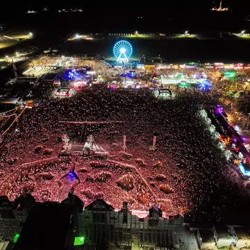 NIBIRU și Beach, Please! atrag peste un sfert din turiștii străini înregistrați în Constanța