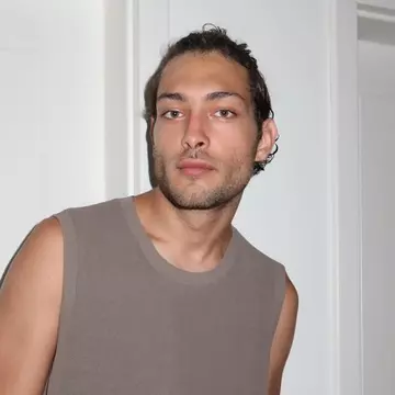 Toto Dumitrescu a fost internat la Spitalul Obregia. Ce s-a întâmplat cu fiul lui Ilie Dumitrescu