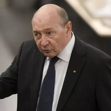 Traian Băsescu, sancționat după ce a încălcat o regulă importantă în avion: „Nu este amuzant”
