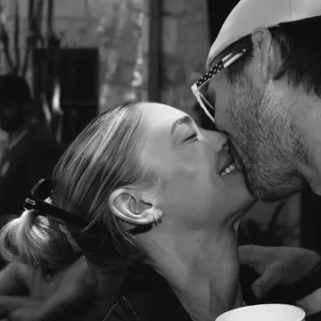 Glen Powell și Michelle Randolph și-au oficializat relația