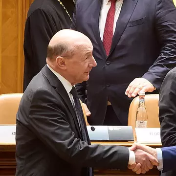 Ilie Bolojan, criticat dur de Traian Băsescu: „Orice prost mărește taxele. Sacrifică pur și simplu țara pentru interesul lui și anume...”