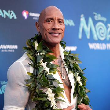 Imagini rare cu fiicele lui Dwayne Johnson. Cele trei fete și-au susținut tatăl pe covorul roșu