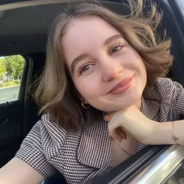 Irina Columbeanu, schimbare de look impresionantă. Cum arată fiica Monicăi Gabor și a lui Irinel