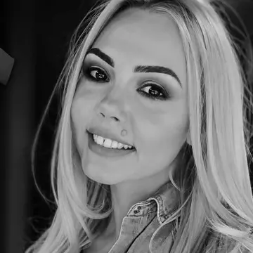 Mesaj emoționant pentru Denisa Răducu, la 9 ani de la moartea artistei: „Vocea Denisei s-a stins, dar ecoul ei continuă să răsune”