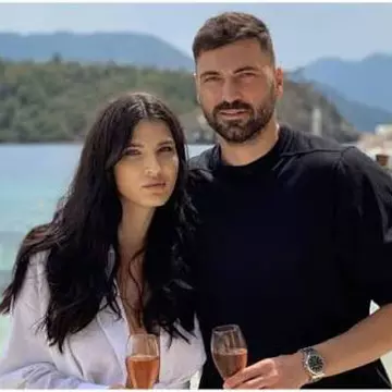 Cine este Raluca Ogică, soția Adrian Ropotan. Fotbalistul a fost rănit în accidentul de la Câmpulung cu Dinamo 2