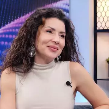 Carmen Brumă, dezvăluiri despre ce ține mereu în geantă când pleacă la drum lung: „Fără merdenele, promit” 