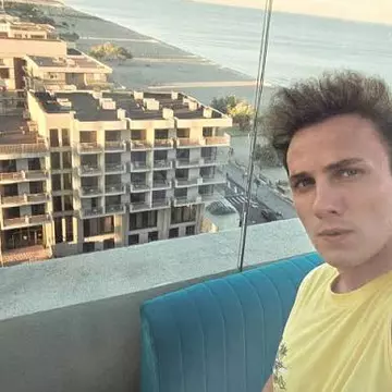 Mihai Trăistariu, un proprietar înțelegător. Câte persoane a ajuns să cazeze într-o singură garsonieră: „E exagerat, dar oamenii sunt săraci”