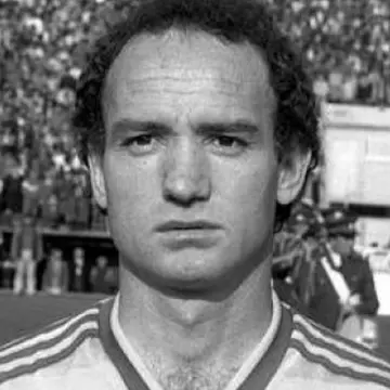 A murit fostul mare fotbalist Nicolae Ungureanu. Legenda Universității Craiova avea 69 de ani