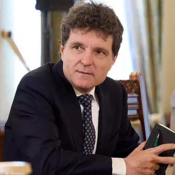 Se anulează unele datorii la ANAF. Nicușor Dan a promulgat legea. Cine primește banii înapoi de la stat