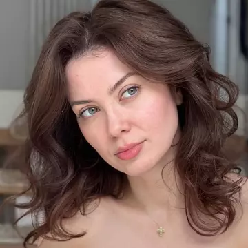 Anca Dumitra și-a înscris fiul la o grădiniță privată. Cât este taxa anuală pentru o educație aleasă