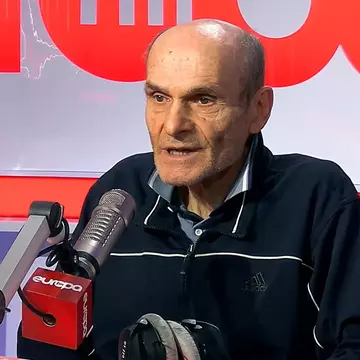 Cristian Tudor Popescu atacă dur naționala României după meciul pierdut cu Bosnia: „Îmi era rușine de rușinea lor. Arătau ca o echipă de ospătari”