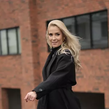 Elena Vîșcu, ironie la adresa lui CRBL, la doi ani de la divorț: „Când în sfârșit primești fapte, nu doar vorbe frumoase”