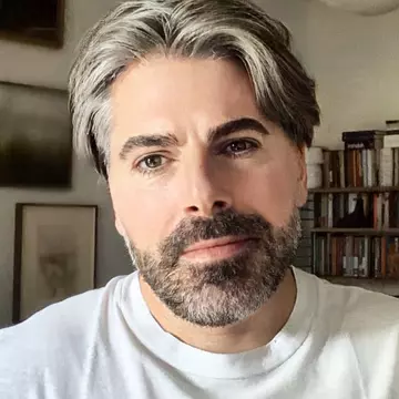 Lucruri mai puțin știute despre Maurice Munteanu. Hobby-uri, porecle și imagini nemaivăzute cu concurentul de la Asia Express