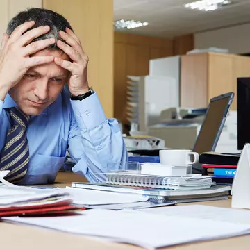 Renunțarea la nicotină fără surprize: simptome tipice, durata lor și factorii de risc ai recidivei fumatului