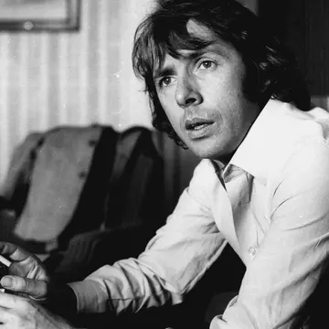 Actorul Richard O'Sullivan, figura emblematică din epoca de aur a comediei britanice, a murit la 82 de ani