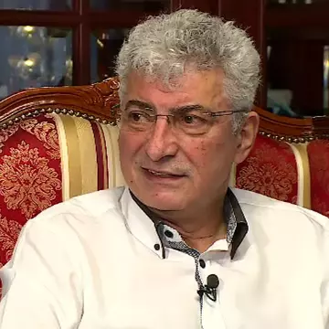 Lucrurile lui Silviu Prigoană, vândute la târgul de vechituri din Vitan. Ce lucruri personale au fost scoase la vânzare 