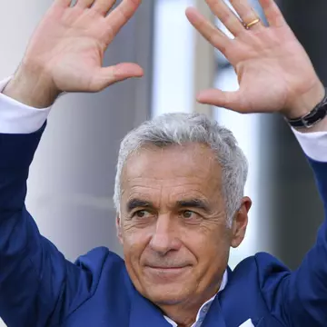 Vila din Toscana, pe banii susținătorilor. Călin Georgescu ar putea primi cadou locuința de 1.2 milioane euro