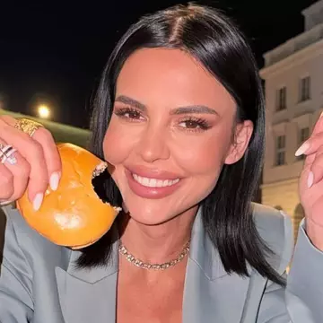 Andreea Popescu, schimbare de look. Cum a apărut bruneta pe internet: „Ești superbă” 