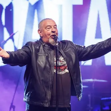 Bodo a slăbit 54 kg. Solistul trupei Proconsul este de nerecunoscut: „Mi-am micșorat stomacul pentru a-mi lungi viața”