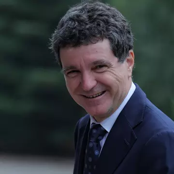 De ce a refuzat Nicușor Dan cetățenia franceză, după 6 ani petrecuți în Franța: „Am plecat să mă întorc”