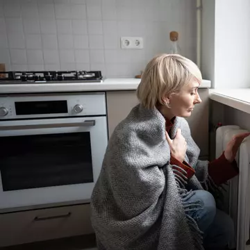 Cum verifici dacă ferestrele și ușile pierd căldură