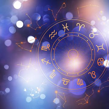 Horoscop noiembrie 2026. O lună a marilor decizii: cine se îmbogățește, cine se îndrăgostește și cine închide un capitol dureros