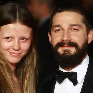 Mia Goth și Shia LaBeouf divorțează după un deceniu de căsnicie