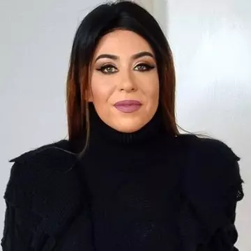 Ce le transmite Oana Roman celor care îi spun că provine dintr-o familie privilegiată: „Nu mă invidiați. Sunt niște traume care nu trec”