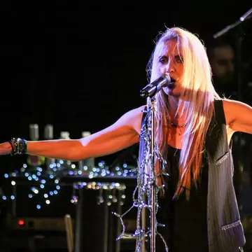 Sass Jordan, legendă a rockului canadian și fostă jurată "Canadian Idol", a murit la 65 de ani