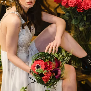Ce flori își doresc femeile? Iată cum alegi un buchet care să îi placă