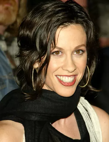 Alanis Morissette s-a maritat cu iubitul sau rapper