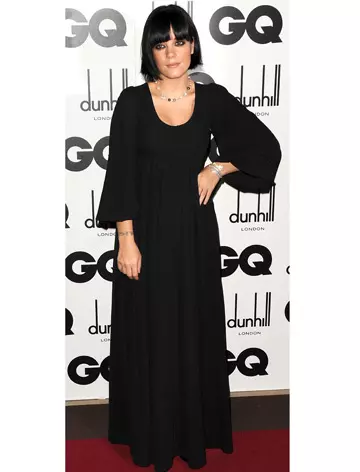 Lily Allen isi face griji pentru greutatea sa