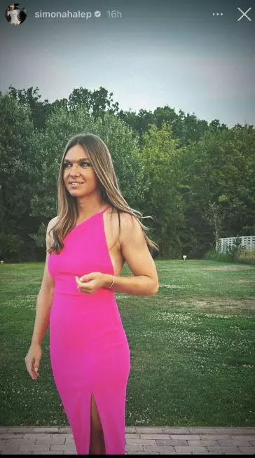 Rar o vezi așa! Simona Halep a strălucit într-o rochie extrem de elegantă